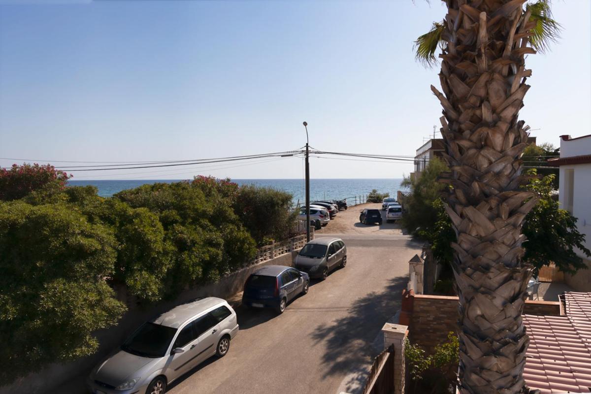 Villa Ammare Марина ди Лицано Екстериор снимка